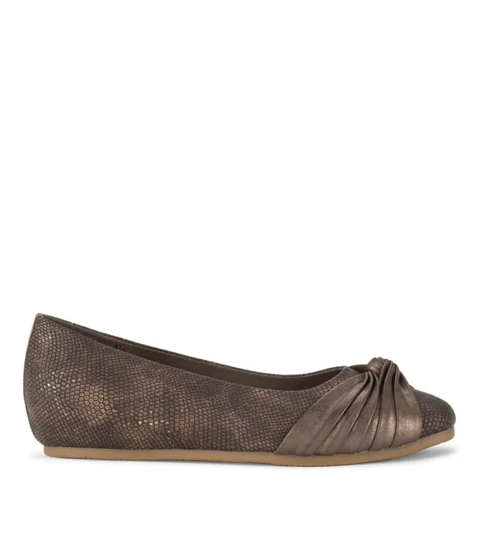 Women Baretraps Flats and Loafers Chainey Casual Flat Taupe Metallic Women Baretraps Flats and Loafers Chainey Casual Flat Taupe Metallic