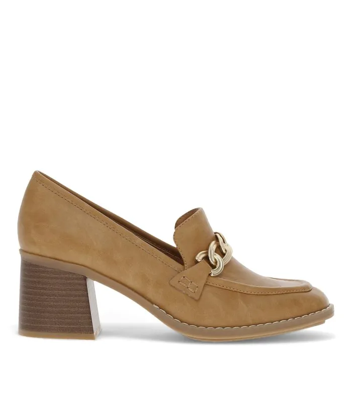 Women Baretraps Flats and Loafers Wendee Loafer Light Almond Women Baretraps Flats and Loafers Wendee Loafer Light Almond