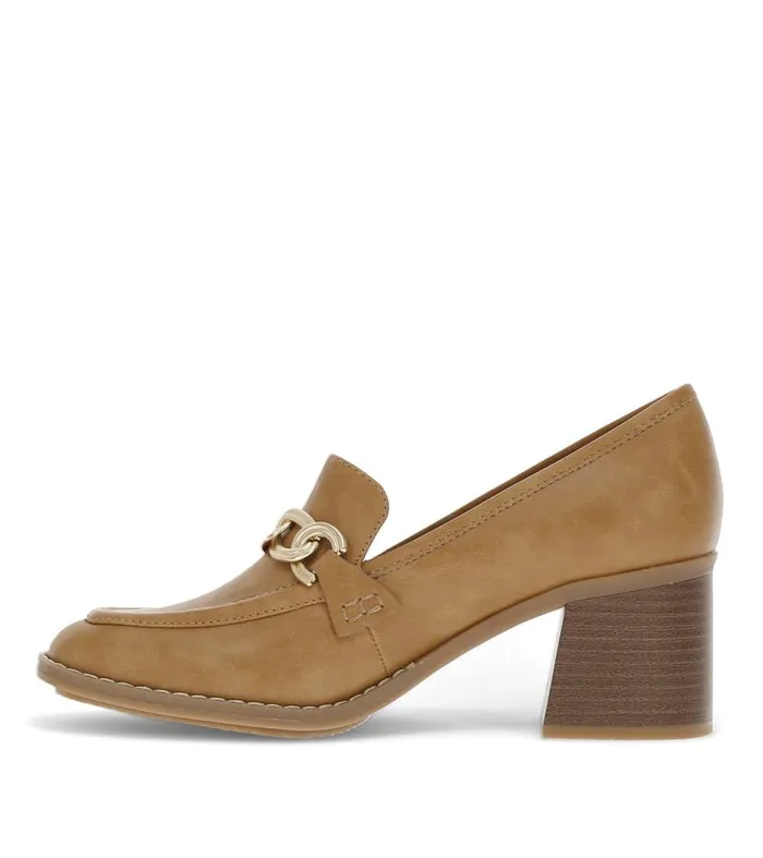 Women Baretraps Flats and Loafers Wendee Loafer Light Almond Women Baretraps Flats and Loafers Wendee Loafer Light Almond