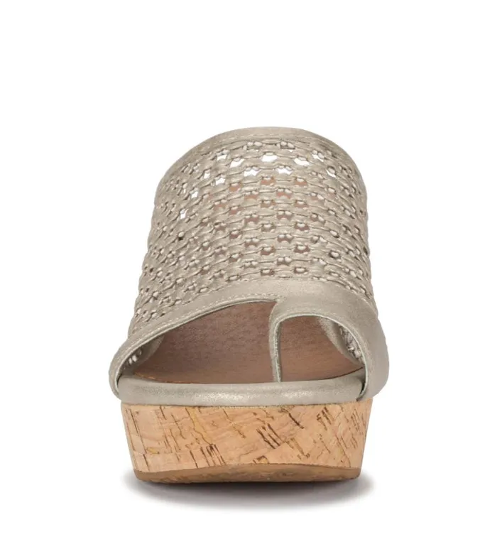 Women Baretraps Wedge Sandals Bethie Wedge Sandal Champagne Women Baretraps Wedge Sandals Bethie Wedge Sandal Champagne