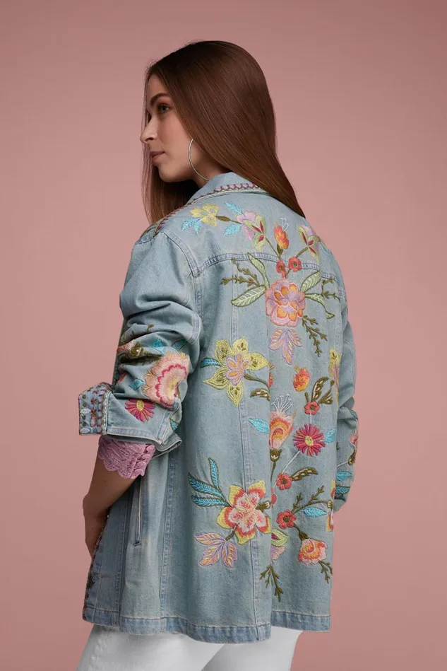 Women CAMELLIA OVERSIZED DENIM JACKET Light Denim Blue Johnny Was Outerwear Women CAMELLIA OVERSIZED DENIM JACKET Light Denim Blue Johnny Was Outerwear