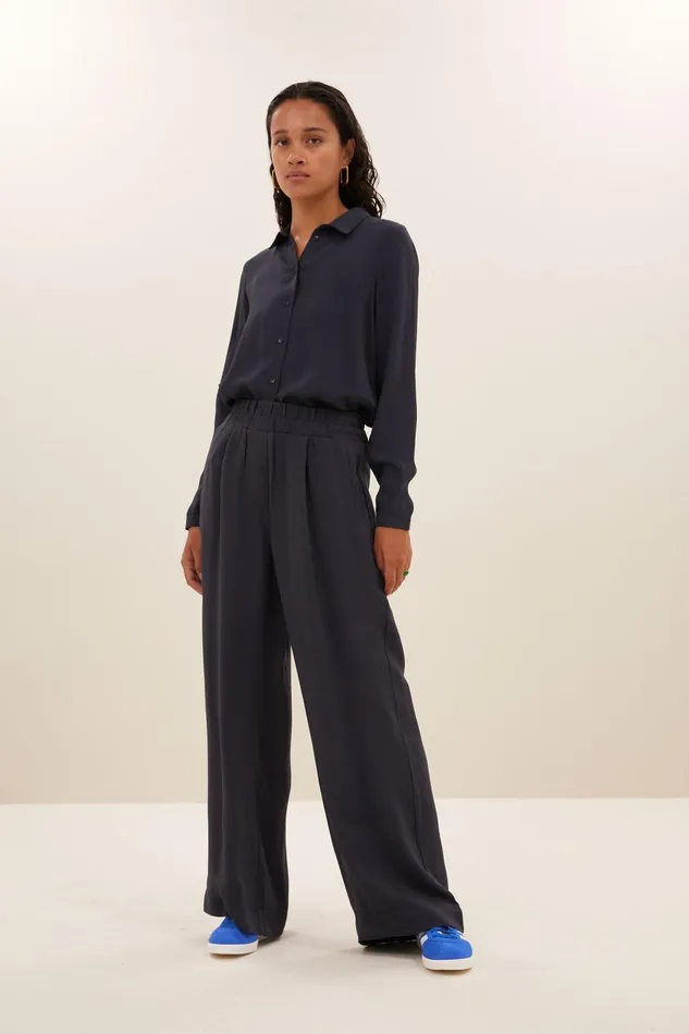 Women Donna Satin Stripe Blouse Graphite Bybar Blouses