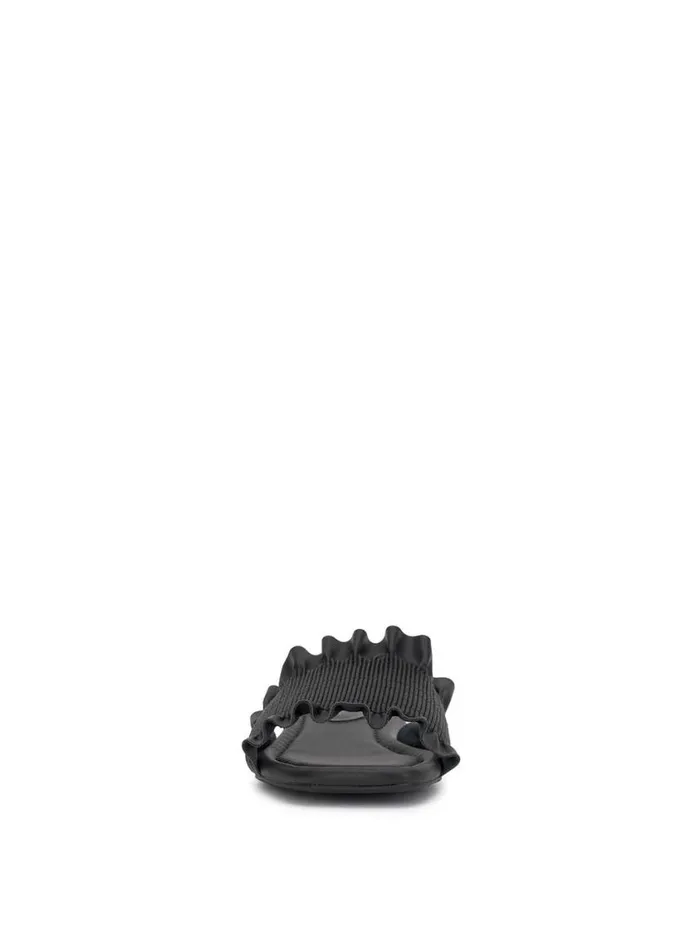 Women Flats Jessica Simpson Camessa Smocked Sandal In Black