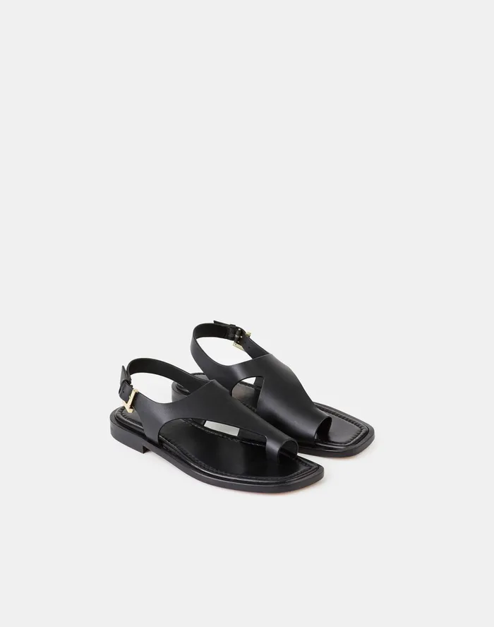 Women Lafayette 148 New York Sandals Celia Icon Flat Sandal In Leather Black