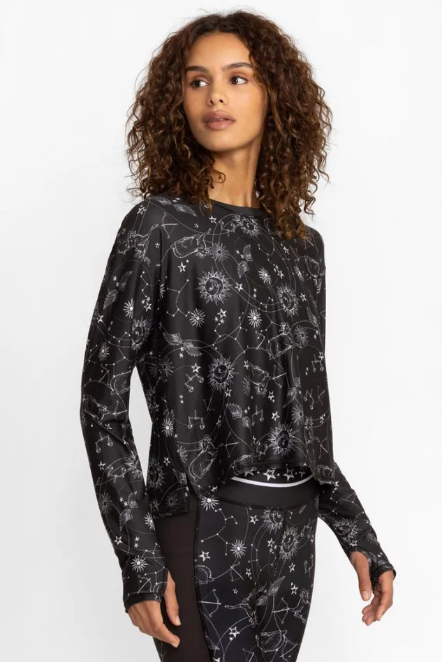 Women Promisino Step Hem Tee With Flyaway Back Bijou Johnny Was Tops Women Promisino Step Hem Tee With Flyaway Back Bijou Johnny Was Tops