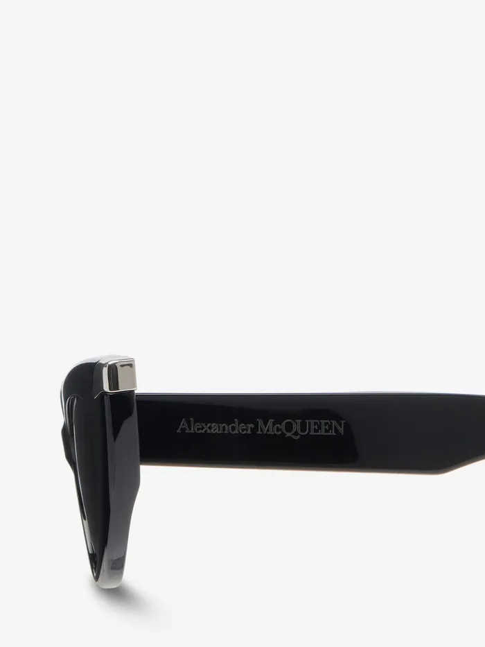 Women Sunglasses Alexander McQueen Punk Rivet CatEye Sunglasses Blacksmoke